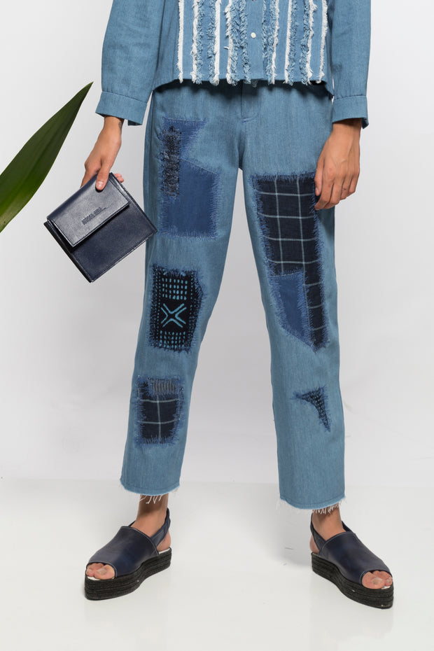 Boro jeans with zigzag stitch